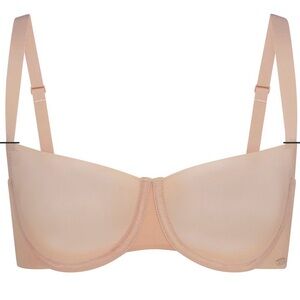 SKIMS NEW Mica Women’s No Show Molded Unlined Balconette 34DDD